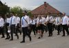 Limena glazba Dekanovec u mimohodu po ulicama sela