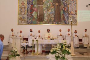 Svećenici okupljeni na svetoj misi na čakovečkom Jugu