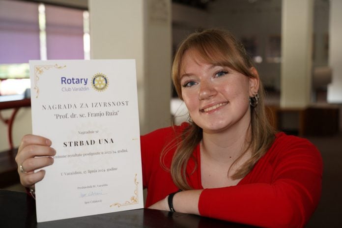 Una Strbad s prestižnom nagradom Rotary kluba Varaždin